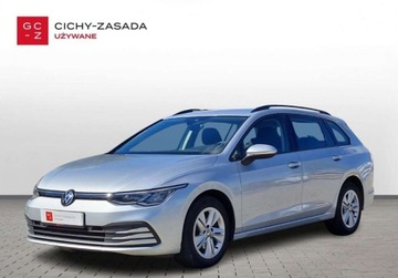 Volkswagen Golf VIII Variant 1.5 TSI 150KM 2022 Volkswagen Golf 1.5 Benzyna 150KM