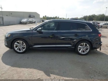 Audi Q7 II 2023 Audi Q7 Prestige 55 Tfsi Quattro Tiptronic 2023 3.0l 3.0 Benzyna 335KM, zdjęcie 2