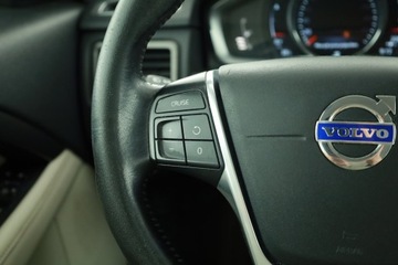 Volvo XC70 II Kombi Facelifting 2.0 D4 DRIVE-E 181KM 2016 Volvo XC70 D4, Salon Polska, 178 KM, Automat, zdjęcie 14