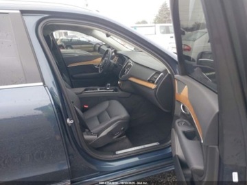Volvo XC90 II 2024 Volvo XC 90 B5 Plus Bright Theme 2024 2.0L 2.0 Benzyna 247KM, zdjęcie 9