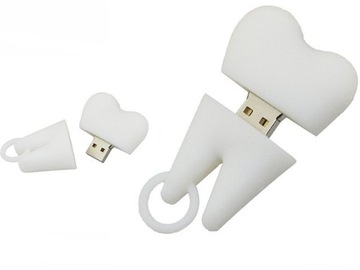 PENDRIVE USB SZYBKI FLASH DRIVE ULTRA PAMIĘĆ ZAWIESZKA PREZENT PEN ZĄB32GB