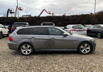 BMW Seria 3 E90-91-92-93 Touring E91 2.0 320d EfficientDynamics 163KM 2011 BMW Seria 3 2011r. 2.0 Diesel 163KM, zdjęcie 7