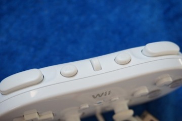 Оригинальный контроллер Nintendo WII PRO RVL-005