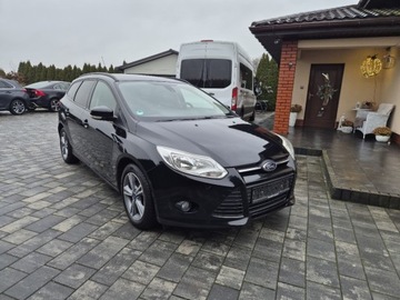 Ford Focus III Kombi 1.0 EcoBoost 125KM 2013 Ford Focus 1.0 Benz Nowy rozrzad Bogata wersja Benzyna 125KM, zdjęcie 1
