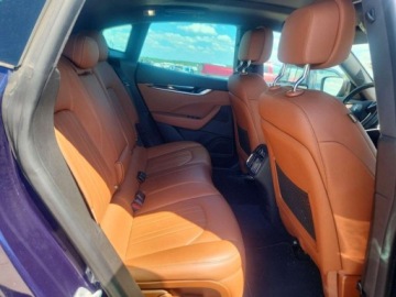Maserati Levante 2021 Maserati Levante 2021 3.0l 3.0 Benzyna 345KM, zdjęcie 10