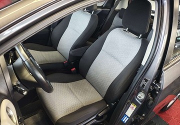 Toyota Yaris III Hatchback 5d 1.33 Dual VVT-i 99KM 2012 Toyota Yaris Toyota Yaris III 1.3BENZYNA ZADBANA 1.3 Benzyna 99KM, zdjęcie 11