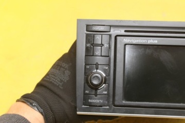 НАВИГАЦИОННОЕ РАДИО AUDI A4 B6 B7 2 DIN 8E0035192