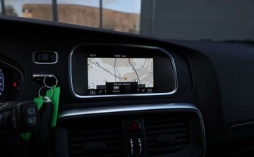 Volvo V40 II Cross Country 2.0 T3 DRIVE-E 152KM 2016 Volvo V40 Volvo V40 T3 RDesign 2.0 Benzyna 152KM, zdjęcie 7