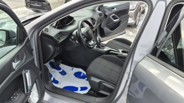 Peugeot 308 II SW 1.6 BlueHDi 120KM 2017 Peugeot 308 1.6 120KM Automat Climatronic Led, zdjęcie 6