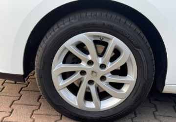 Renault Megane III Hatchback Facelifting 2013 1.6 16V 110KM 2014 Renault Megane 1.6 110KM R-link Climatronic Navi Serwis Bezwypadkowy Dla w, zdjęcie 13