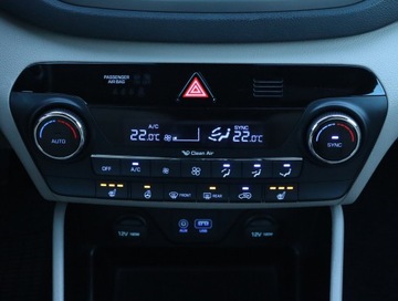 Hyundai Tucson III SUV 2.0 CRDI 136KM 2016 Hyundai Tucson 2.0 CRDi, Salon Polska, Serwis ASO, zdjęcie 12