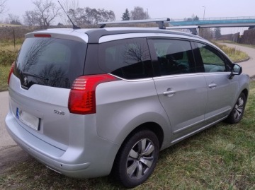 Peugeot 5008 I Minivan Facelifting 2.0 BlueHDi 150KM 2016 PEUGEOT 5008 (0U_, 0E_) 2.0 HDi 150 / BlueHDi 150 150 KM, zdjęcie 4
