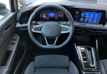 Volkswagen Golf VIII Variant 1.5 eTSI 150KM 2024 Volkswagen Golf Variant Pakiety, samochod jak nowy, ACC, ergoActive z mas, zdjęcie 5