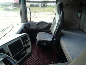 RENAULT MAGNUM DXI АВТОМАТИЧЕСКАЯ КАБИНА