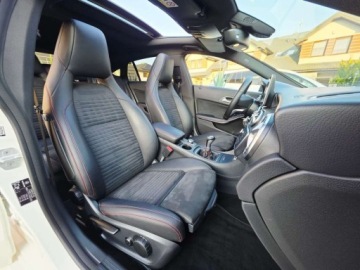 Mercedes CLA C117 Shooting Brake Facelifting 1.5 180 d 109KM 2017 Mercedes-Benz CLA AMG Line___BiXenon LED Skora Alcantara Kamera Panorama A, zdjęcie 34