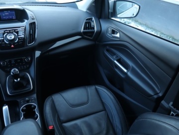 Ford Kuga II SUV 2.0 TDCi 180KM 2015 Ford Kuga 2.0 TDCi, 177 KM, 4X4, Skóra, Navi, zdjęcie 7