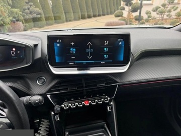 Peugeot 2008 II SUV 1.2 PureTech 130KM 2022 Peugeot 2008 PureTech 130 EAT8 GT 130 KM 2022r Automat, zdjęcie 6