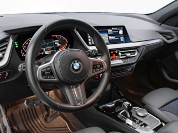 BMW Seria 1 F40 2022 BMW 118 DW3UG56#118i M Sport NAVI Ambient Cz.park, zdjęcie 5