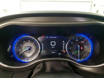 Chrysler Pacifica II 2024 Chrysler Pacifica Touring L 2024 3.6 Benzyna 287KM, zdjęcie 9