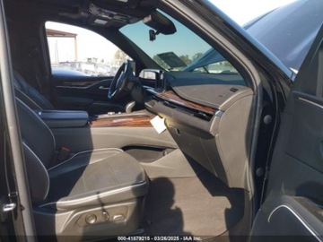 Cadillac Escalade III 2022 Cadillac Escalade ESV Premium Luxury 2022 6.2l 6.2 Benzyna 420KM, zdjęcie 9