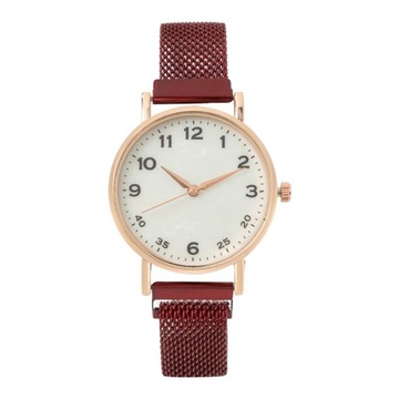 Lady Daily Watch Quartz Movement Round Dial Magnetic Band