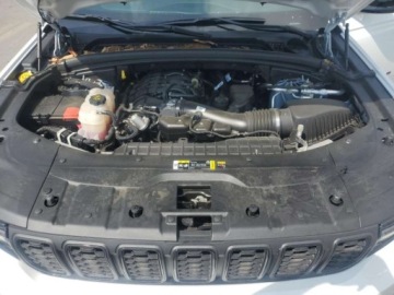 Jeep Grand Cherokee V 2024 Jeep Grand Cherokee 2024 JEEP GRAND CHEROKEE L LAREDO 3.6 Benzyna 295KM, zdjęcie 11