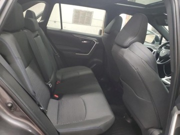 Toyota RAV4 V SUV 2.5 Hybrid Dynamic Force 218KM 2022 Toyota RAV4 2022 TOYOTA RAV4 SE 2.5 Hybryda 219KM, zdjęcie 10