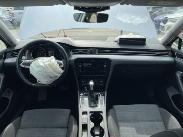 Volkswagen Passat B8 Variant Facelifting 2.0 TDI SCR 150KM 2020 Volkswagen Passat Variant Automat Podgrzewanie, zdjęcie 10