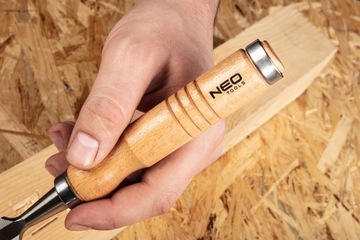 НАБОР СТОЛОВЫХ ДОЛОТО NEO С ДЕРЕВЯННЫМИ РУЧКАМИ 4 ШТ. 37-800