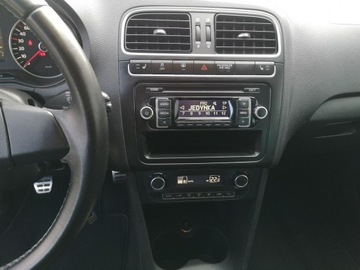 Volkswagen Polo V Hatchback 5d 1.4 85KM 2011 Volkswagen Polo 1.4 MPI 86KM # Klimatronic #, zdjęcie 13