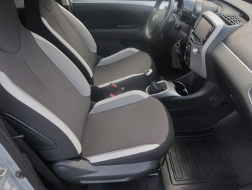 Toyota Aygo II Hatchback 5d 1.0 VVT-i 69KM 2015 Toyota Aygo 1.0 VVT-i, Salon Polska, Serwis ASO, zdjęcie 8