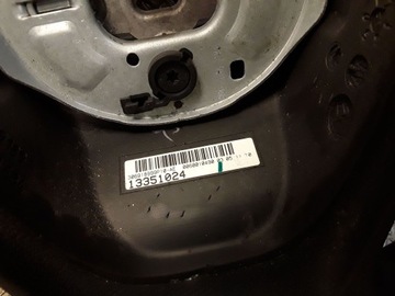 OPEL ASTRA J 2013 VOLANT