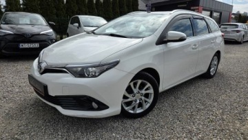 Toyota Auris II Touring Sports Facelifting 1.8 Hybrid 136KM 2016 Toyota Auris 1.8 HSD 136KM PDC Serwis Kamera