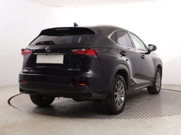 Lexus NX I SUV 300h 197KM 2014 Lexus NX 300h, Salon Polska, 4X4, Automat, Skóra, zdjęcie 4