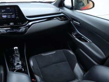 Toyota C-HR I Crossover Facelifting 2.0 Hybrid Dynamic Force 184KM 2019 Toyota C-HR 2.0 Hybrid, Salon Polska, Serwis ASO, zdjęcie 7