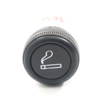 Розетка прикуривателя Opel Astra 4 G 90461169