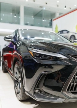 Lexus NX II SUV Facelifting 2.5 350h 243KM 2024 Lexus NX 350h Prestige AWD Design Tazuna 2.5 Hybryda 242KM, zdjęcie 12