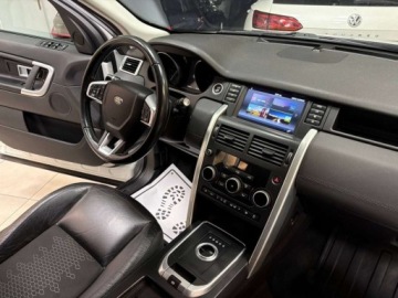 Land Rover Discovery Sport SUV 2.0 Si4 240KM 2017 Land Rover Discovery Sport 2.0 Benzyna 240KM, zdjęcie 35