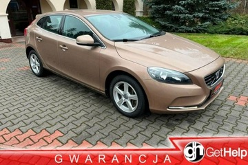 Volvo V40 T3 benzyna 152 KM Automat Momentum