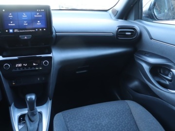 Toyota 2022 Toyota Yaris Cross 1.5 VVT-iE, Salon Polska, zdjęcie 7