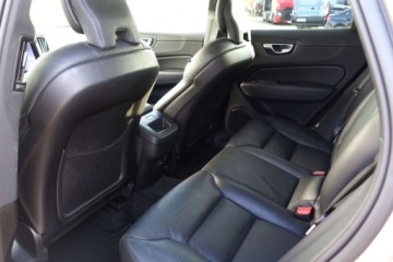 Volvo XC60 II 2022 Volvo XC 60 Bezwypadek Salon PL Kamera360 ACC AWD MildHybrid FV23, zdjęcie 12