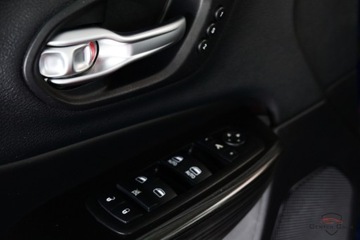 Jeep Cherokee V Terenowy 2.0 MJD 140KM 2014 Jeep Cherokee 2.0 MJD 4x4 Limited BiXenon Pano.Skora Navi Kamera El.Fot.Kl, zdjęcie 30