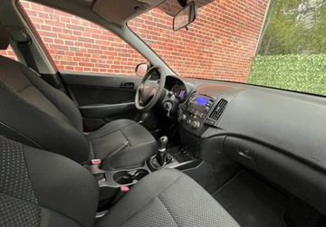 Hyundai i30 I Hatchback 1.4 109KM 2010 Hyundai i30 Klima Isofix Super stan Gwarancja w cenie Warszawa VKFR 1.4, zdjęcie 8