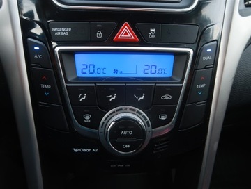 Hyundai i30 II Hatchback 3d Facelifting 1.4 MPI 100KM 2016 Hyundai i30 1.4 CVVT, Salon Polska, Klima, zdjęcie 12