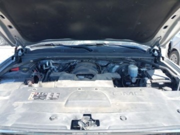  GMC Yukon 2018r., 4x4, 6.2L 6.2 Benzyna 420KM, zdjęcie 11