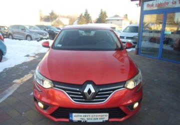 Renault Megane IV Hatchback 5d 1.2 Energy TCe 130KM 2018 Renault Megane Salon PL 1.2 Benzyna 131KM, zdjęcie 3