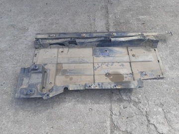 AUDI Q5 8R КРЫШКА ПАНЕЛЬ ПОЛА ШАССИ ЛЕВАЯ 8R0825207C