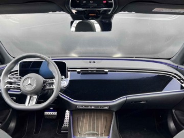 Mercedes Klasa E W214 Sedan 2.0 220d 197KM 2025 E Klasa 220 d 4-Matic AMG 2.0 (197KM) 2025, zdjęcie 7