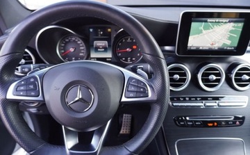 Mercedes GLC C253 SUV 2.0 250 211KM 2018 Mercedes-Benz GLC Bezwypadkowy Serwisowany 1-Wlasciciel Navi Kamera360 HUD, zdjęcie 17