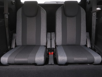 Peugeot 5008 II Crossover 1.2 PureTech 130KM 2017 Peugeot 5008 PureTech 130, Salon Polska, 7 miejsc, zdjęcie 18